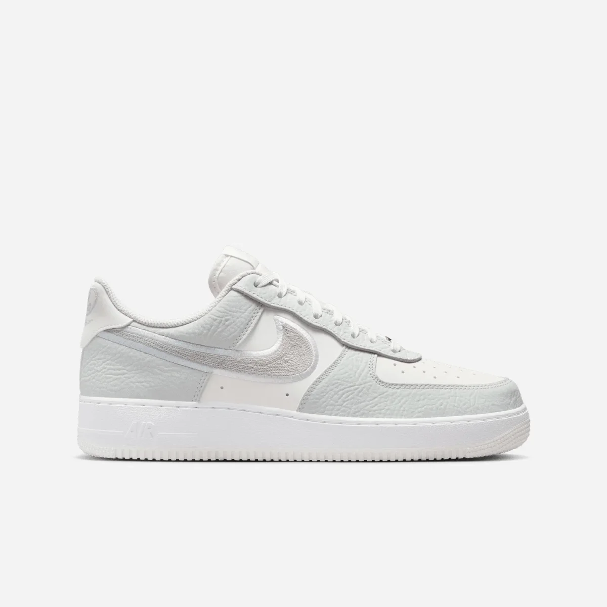 Nike Air Force 1 '07 Lv8 IB6842-100 - Image 2
