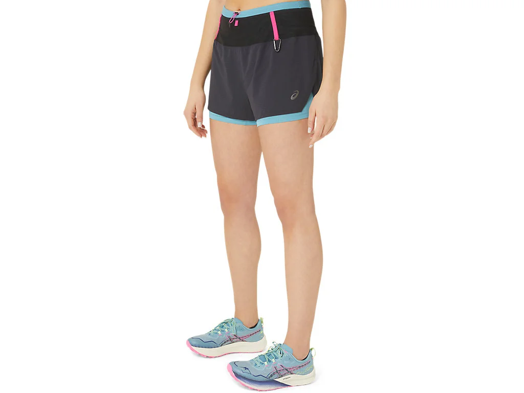 ASICS W SHORTS FUJI TRAIL BLACK/BLUE - Image 2