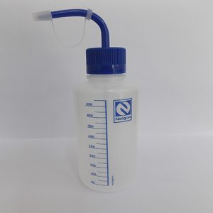 Pisseta em Polietileno Graduada 500ml