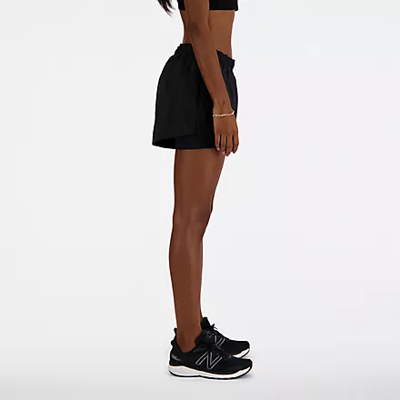 NEW BALANCE SPORT ESSENTIAL 2 IN 1 SHORT BLACK - Image 4